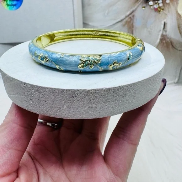 Set of Two Floral Enamel Bangles Pale Pink & Blue - Picture 7 of 7
